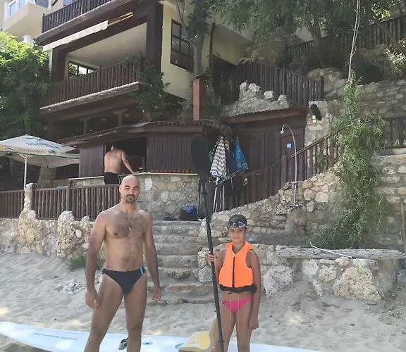 Morski Briag מלון 3*